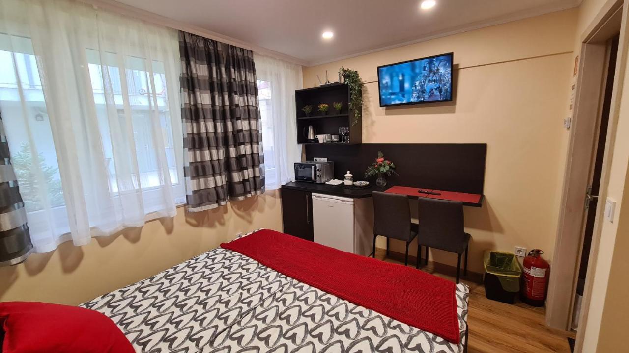 Lucsony Apartman Mosonmagyaróvár Екстериор снимка