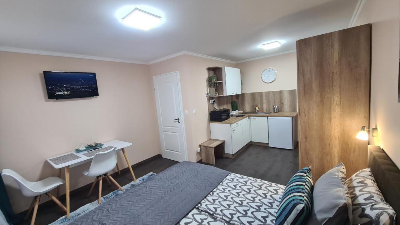 Lucsony Apartman Mosonmagyaróvár Екстериор снимка