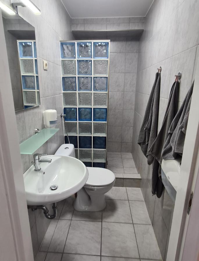 Lucsony Apartman Mosonmagyaróvár Екстериор снимка