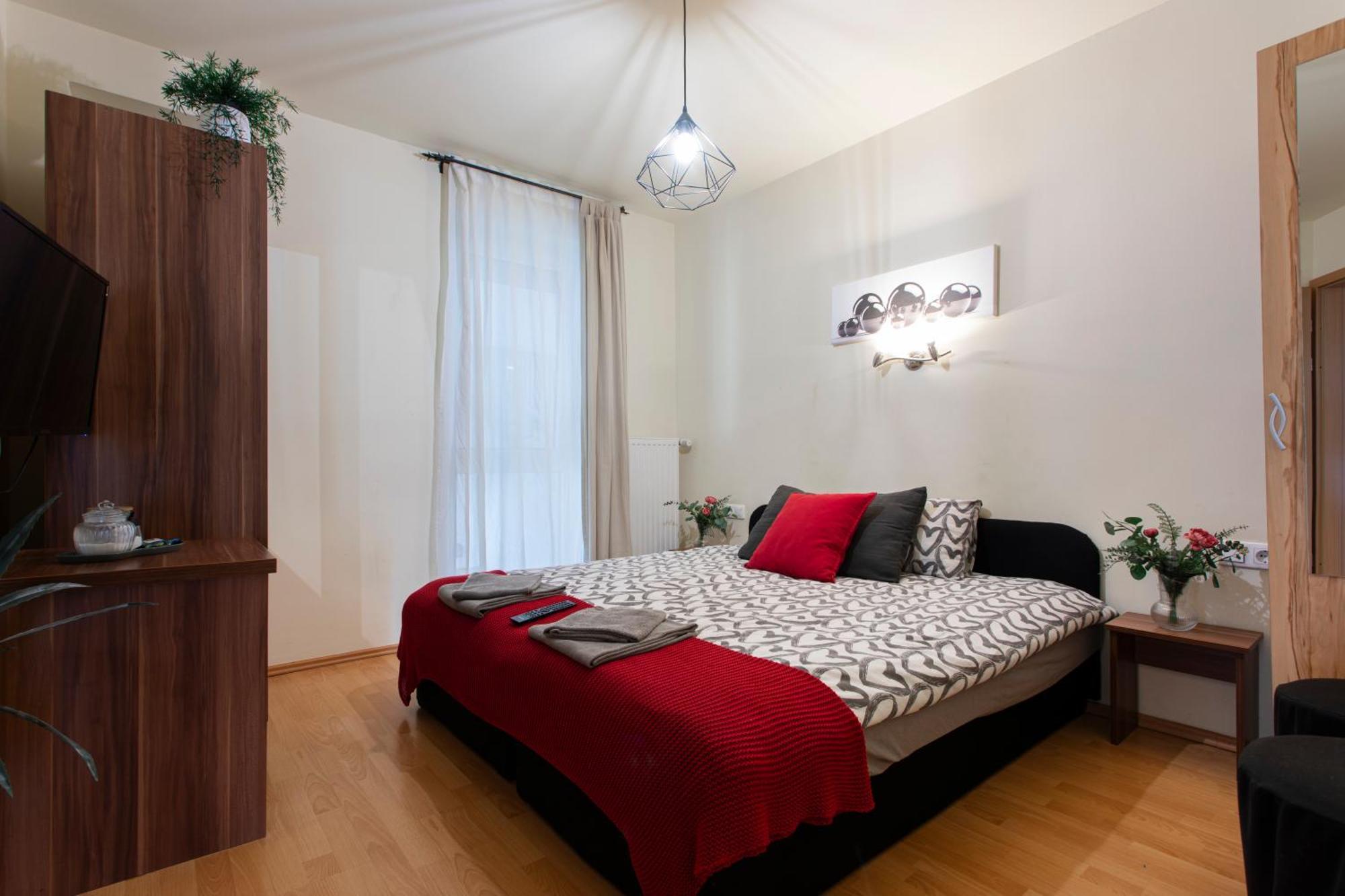 Lucsony Apartman Mosonmagyaróvár Екстериор снимка