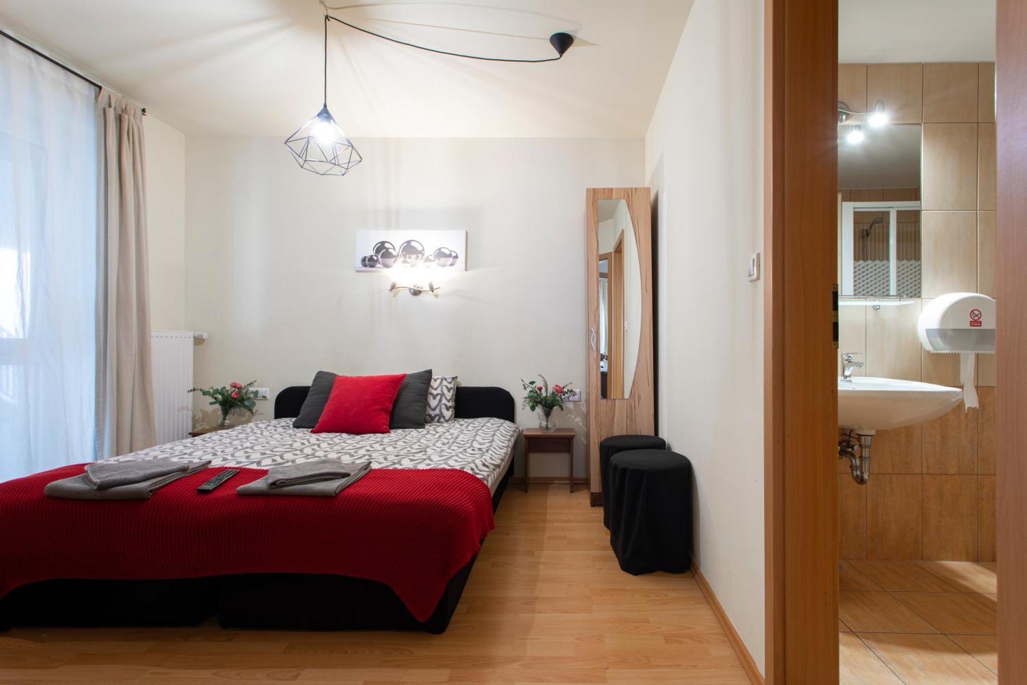 Lucsony Apartman Mosonmagyaróvár Екстериор снимка