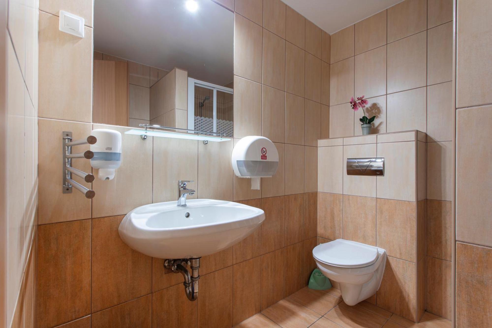 Lucsony Apartman Mosonmagyaróvár Екстериор снимка